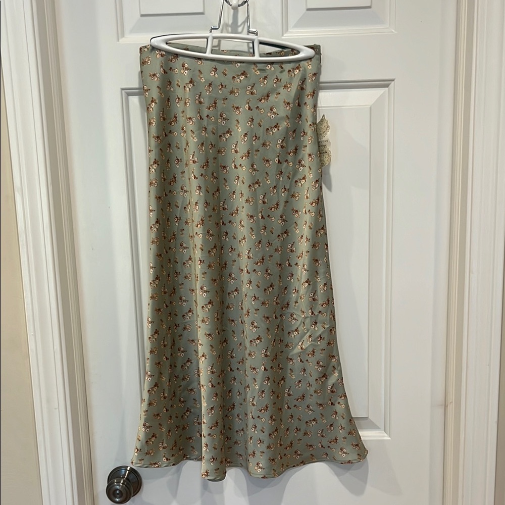 Altar'd State Green Midi A-Line Skirt for Casual Wear